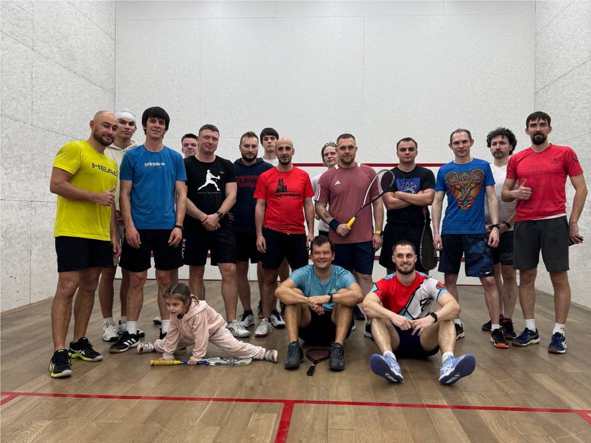 Гость из ЮАР и три сломанных ракетки: Чемпионат Новосибирской области выиграл Юрий Горелов