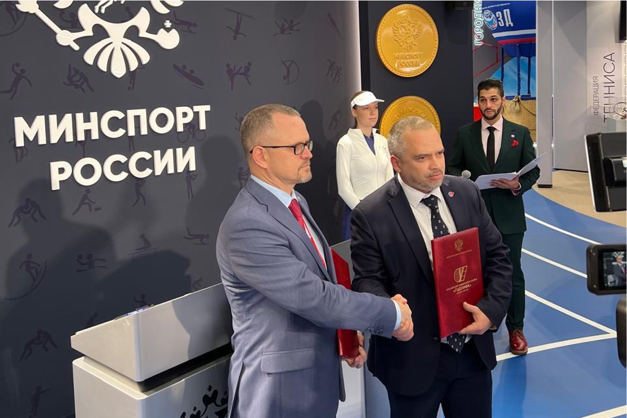 «Приведёт к позитивным изменениям в российском сквоше»: ФСР подписала соглашение с ГЦОЛИФК